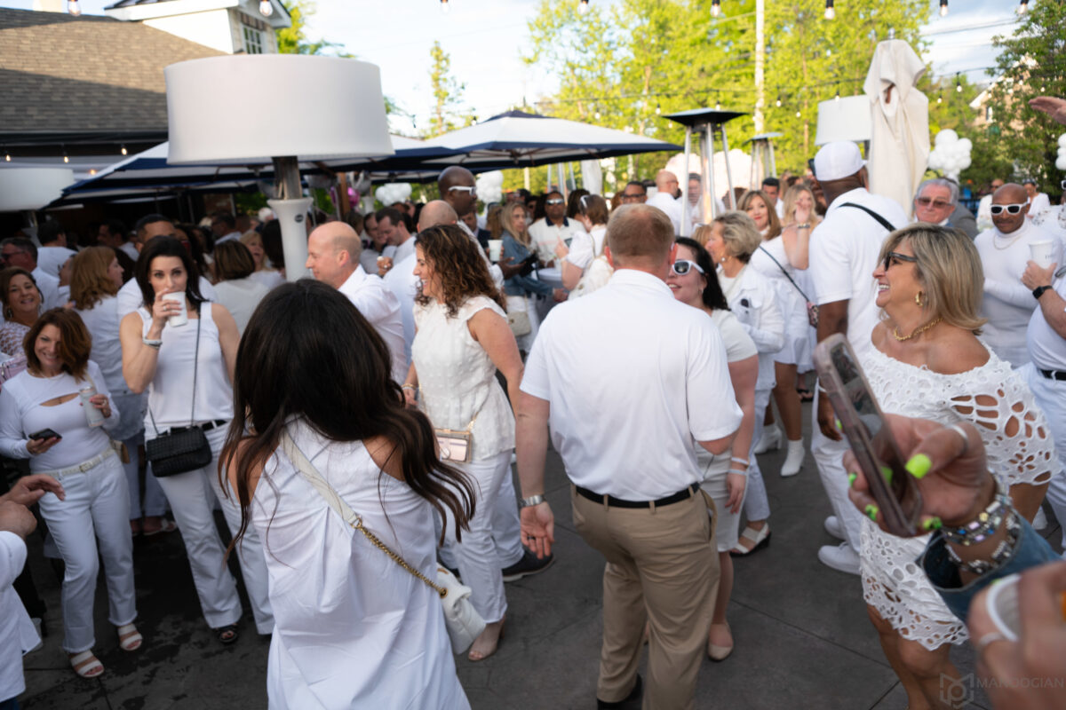 White Party Panache Woodfire Grill